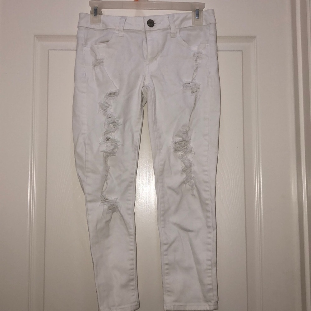 American Eagle Outfitters Ripped White jeans